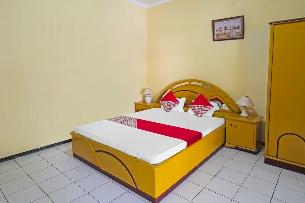 Нганджук: OYO 1984 Hotel Istana Family Syariah