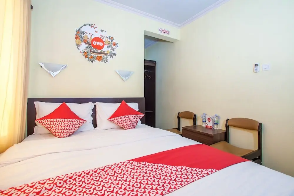 Джомбанг: Capital O 887 Green Hill Hotel And Convention Center