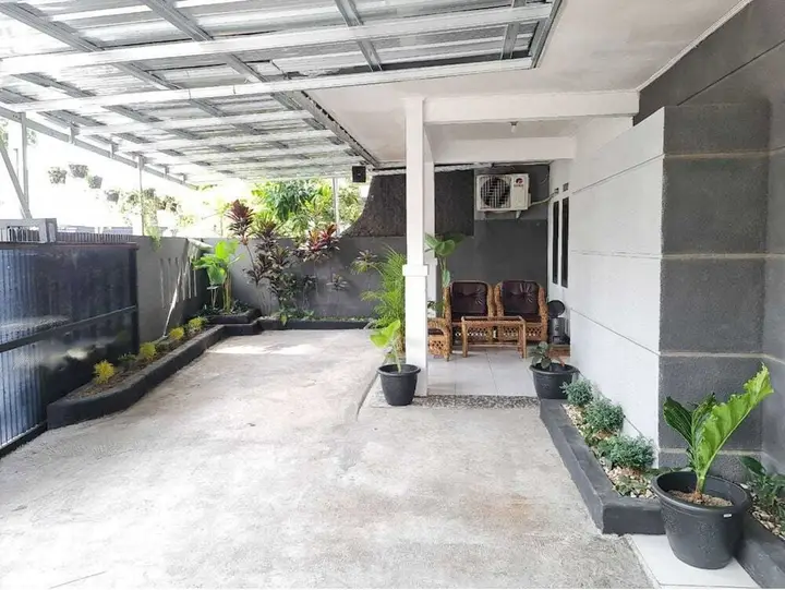Бандунг: EXPRESS O 92035 Rumah Singgah 8b Syariah