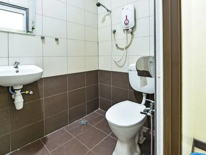 Читарингул: EXPRESS O 92345 Villa Bidadari