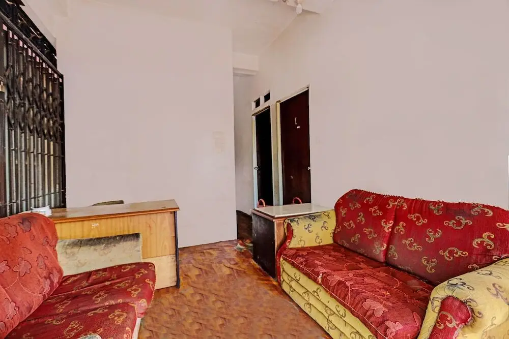 Батам: SPOT ON 92167 Jodoh Stay SyariahNearPelabuhan Feri Harbor Bay