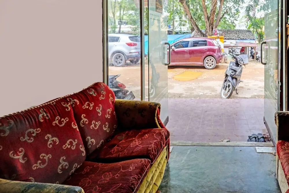 Батам: SPOT ON 92167 Jodoh Stay SyariahNearPelabuhan Feri Harbor Bay