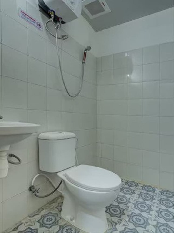 Сурабая: Super OYO Capital O 3198 Sukomanunggal Inn