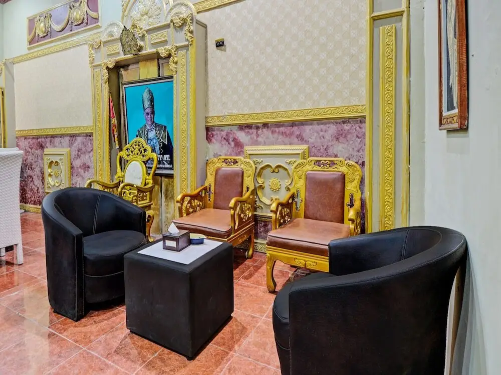 Бандар-Лампунг: OYO 92206 Maharani Guest House Syariah