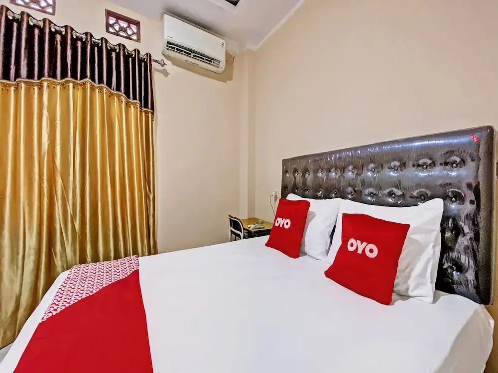 Купанг: OYO 92193 Kos 21