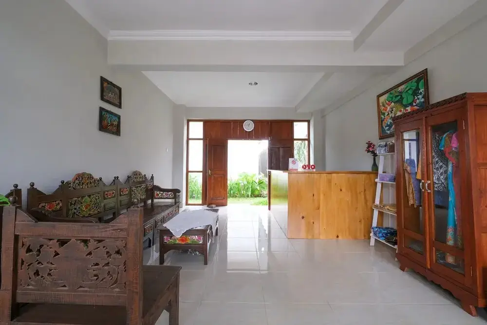 Ngaglik: Collection O 3906 Dalem Putu Sanjaya