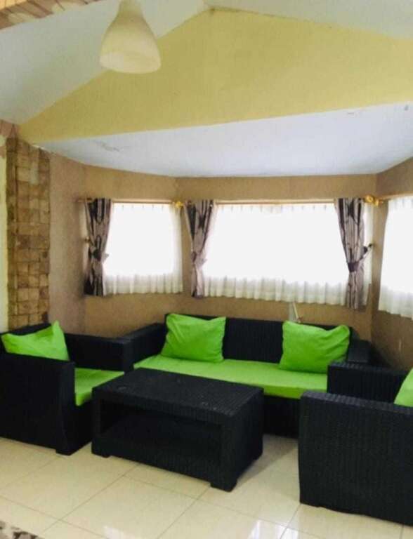 Чипанас: EXPRESS O 91923 Homestay Zona
