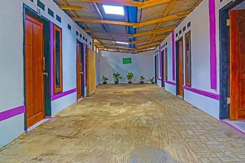 SPOT ON 92154 Nusasari Guest House — фото 1