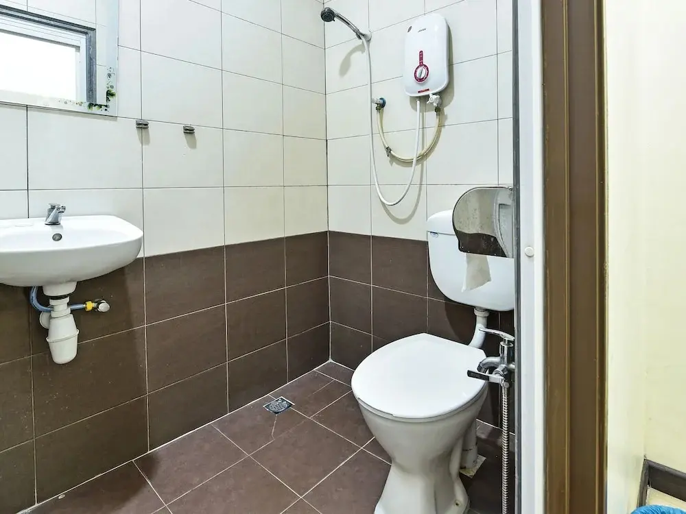 Джокьякарта: SPOT ON 91911 Rejeki Homestay Syariah Malioboro