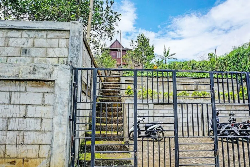 Бату: OYO Life 92321 Abiyan Villa Homestay Syariah