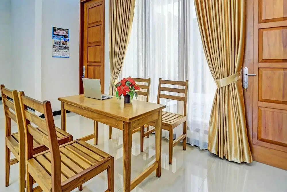 Бату: OYO Life 92321 Abiyan Villa Homestay Syariah