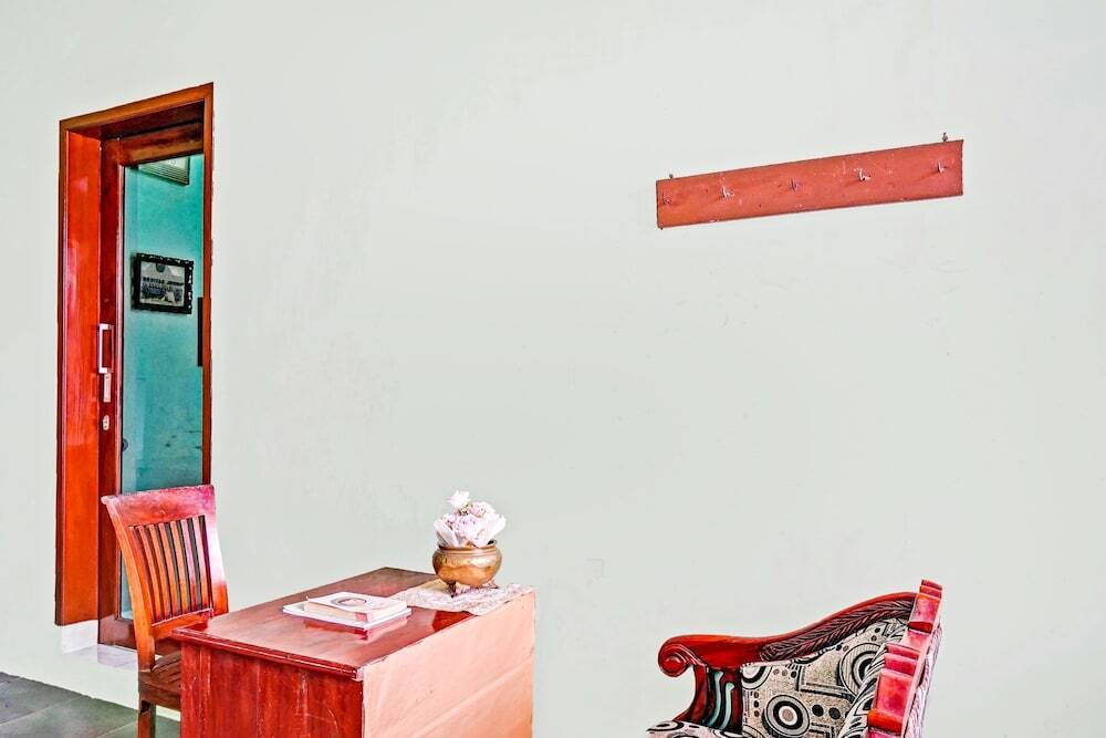 Патранг: OYO 90729 Sekar Guest House Jember