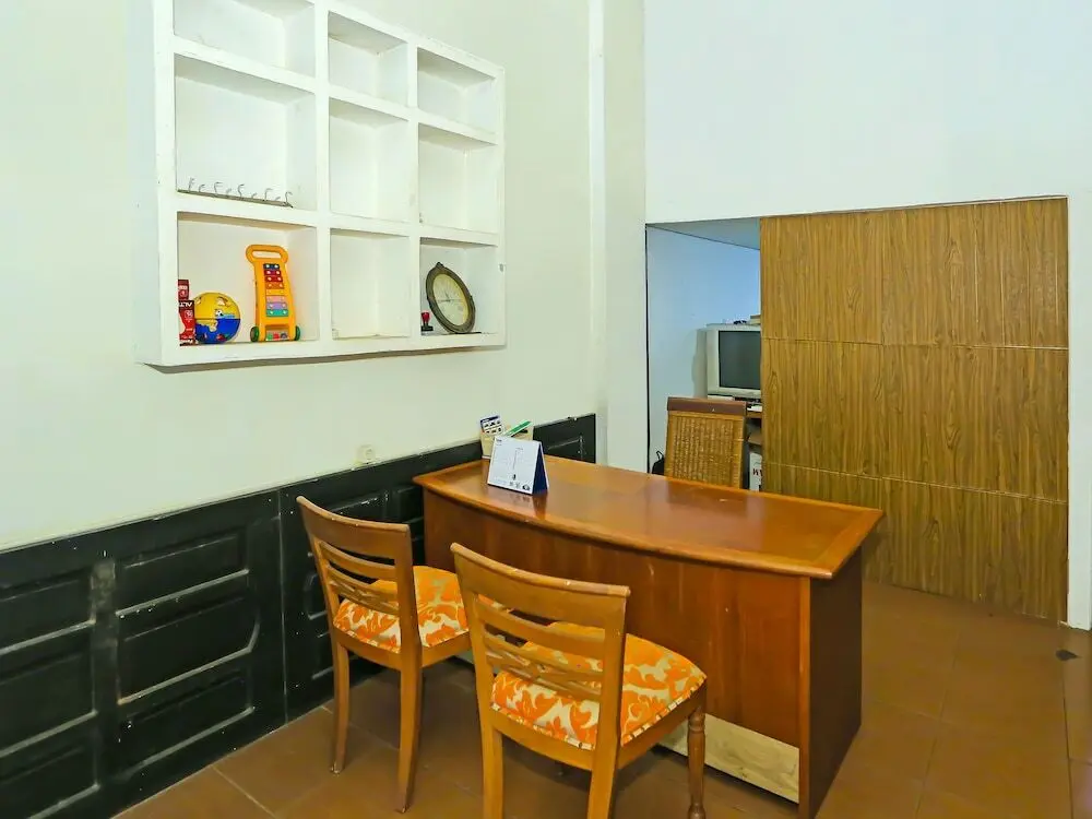 Бекаси: OYO 92262 Backpacker Homestay Cibubur