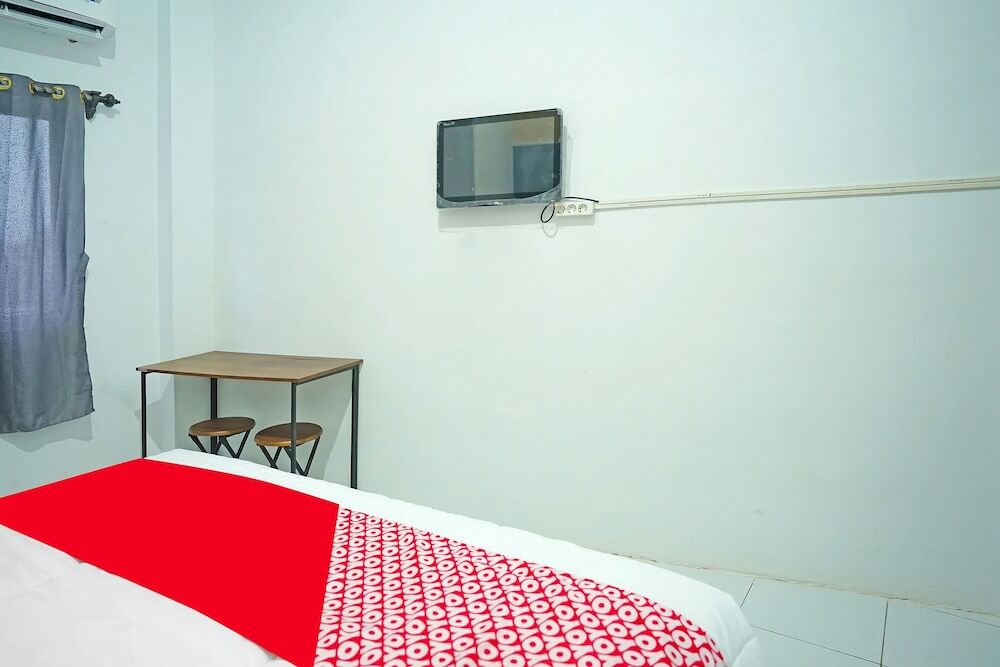 Прабумулих: OYO 91559 Kost Bangau Syariah