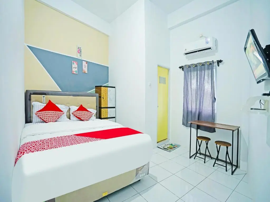 Прабумулих: OYO 91559 Kost Bangau Syariah