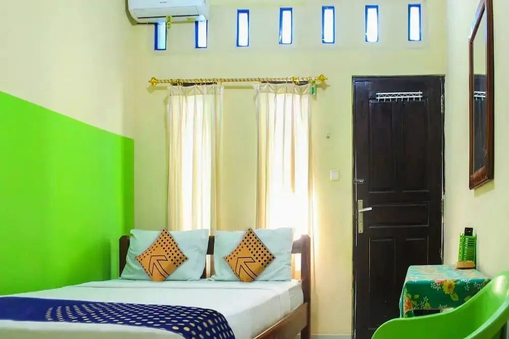 Купанг: SPOT ON 91227 Al Bayt Syariah Guest House