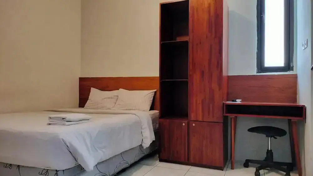 Сурабая: Kozy 15 Guesthouse