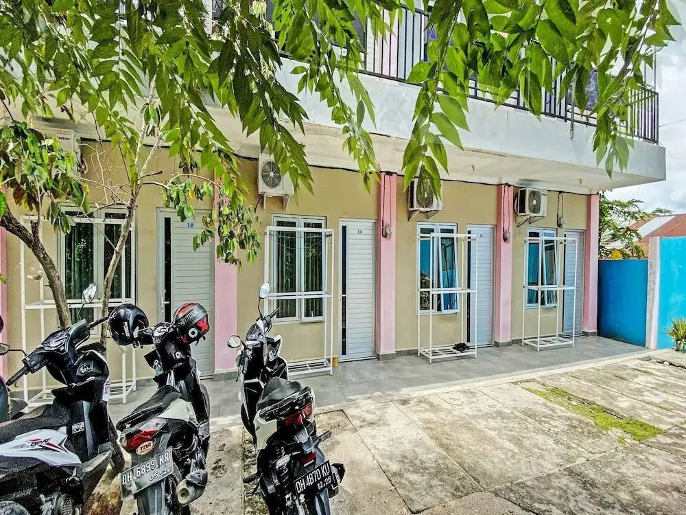Купанг: OYO 92204 Kost Ancacei