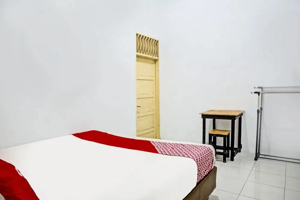 Медан: OYO 91959 La Khansa Homestay Syariah