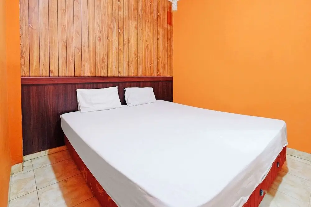 Палопо: OYO 91537 Wisma Seruni Palopo