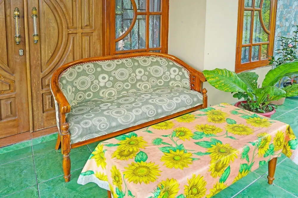 Сурабая: SPOT ON 91527 As-sakinah Homestay Syariah