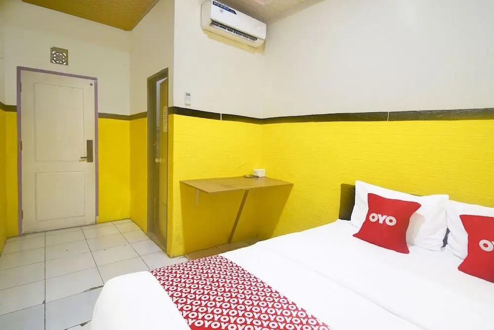 Томохон: OYO 92040 Superstar Kost Dan Homestay