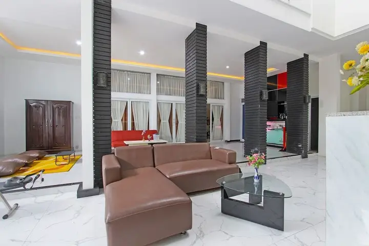 Семаранг: Capital O 91665 D'prof Exclusive Guesthouse