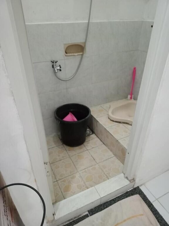 Вонособо: EXPRESS O 92303 Homestay Mutiara Wonosobo Syariah