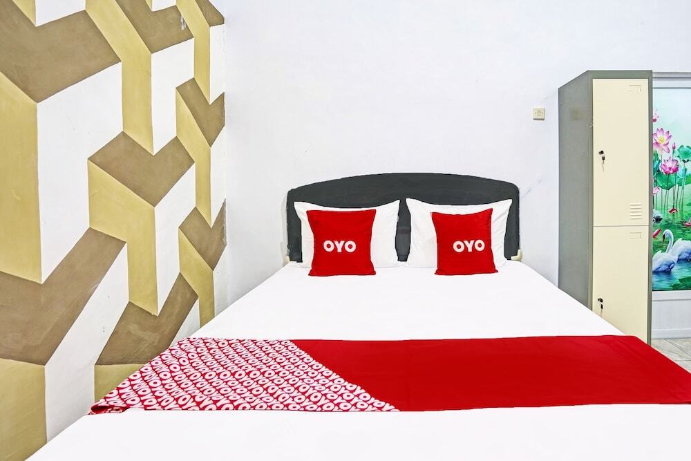 Ламонган: OYO 91848 Kost As-salaam Syariah