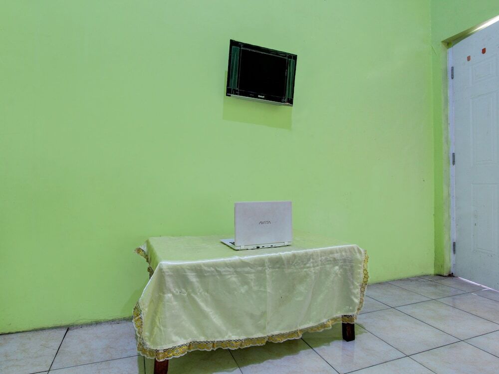 Семаранг: OYO 92467 Cahyo Kost 1