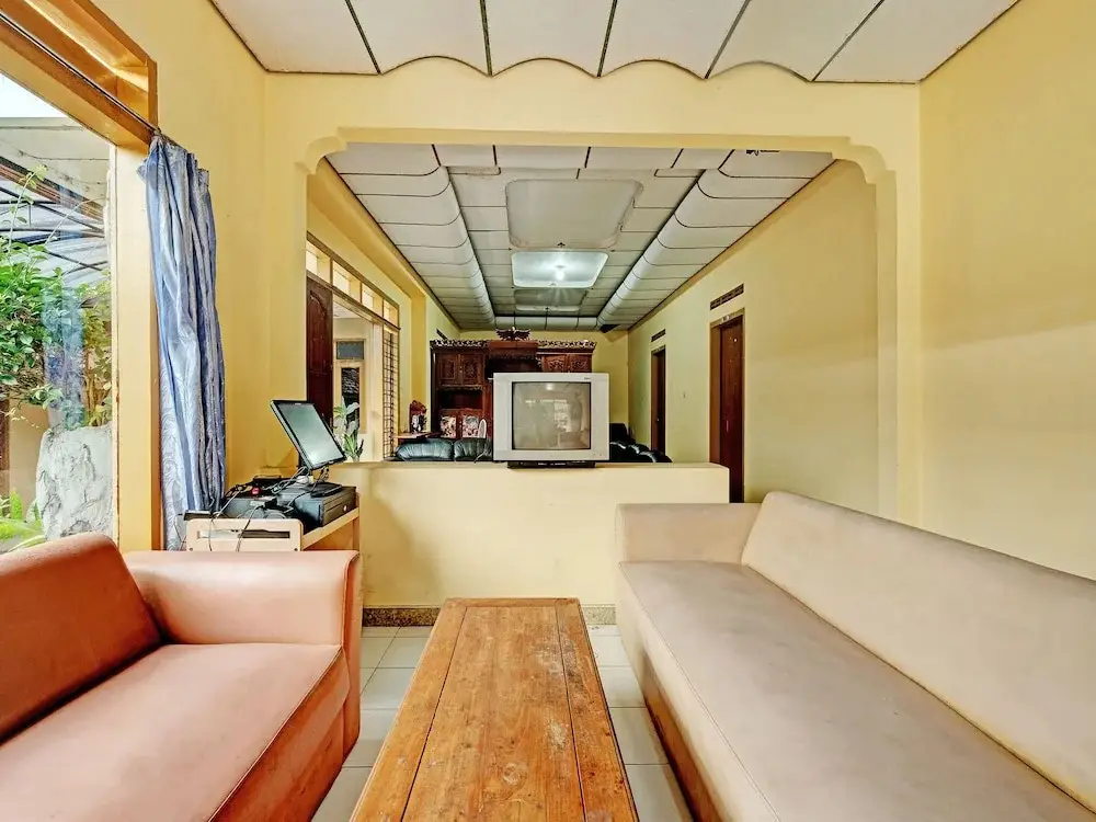 Гетасан: SPOT ON 92408 Hotel Renata 2