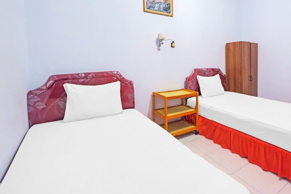 Балангнипа: OYO 92337 Wisma Arwini Syariah Near Benteng Balangnipa