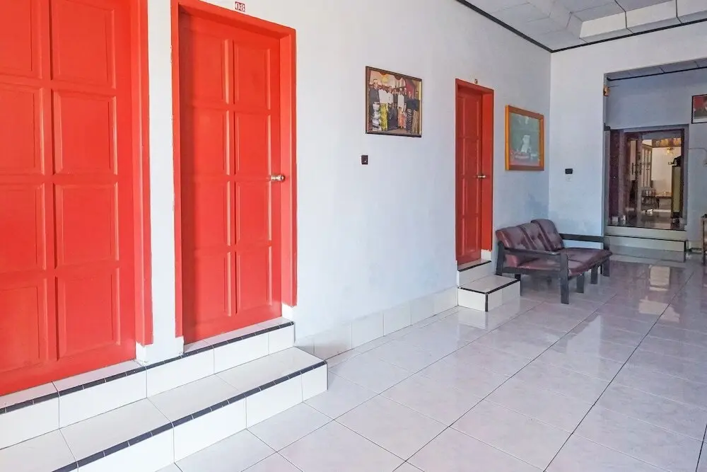 Балангнипа: OYO 92337 Wisma Arwini Syariah Near Benteng Balangnipa