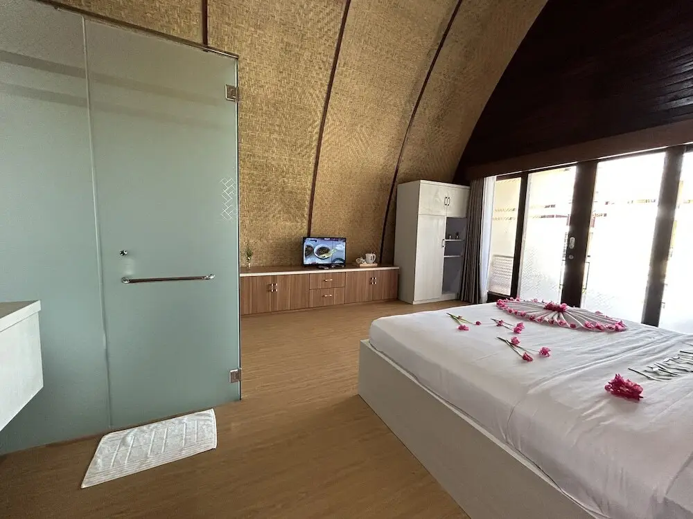 Лепер: Bayview Beach Resort East Lombok