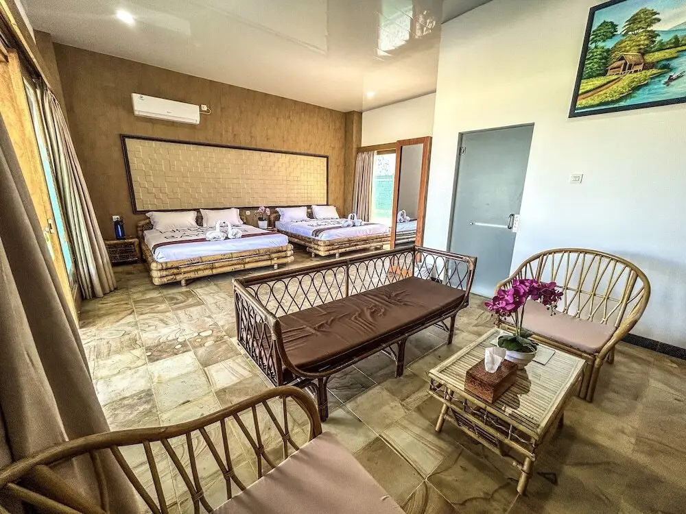 Лепер: Bayview Beach Resort East Lombok