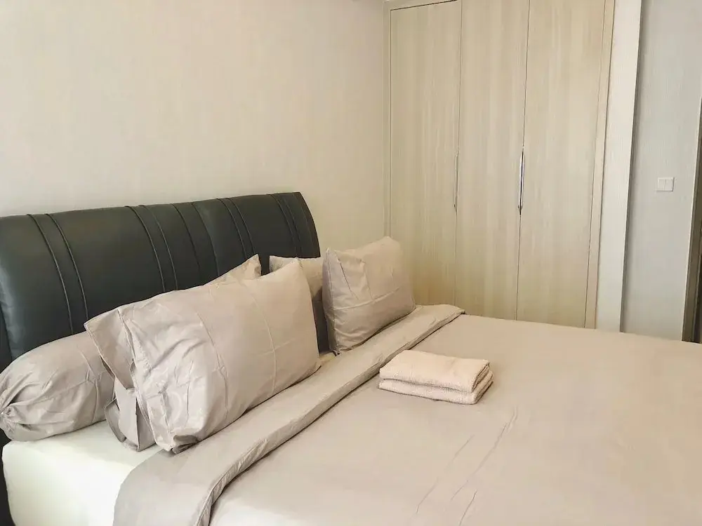 Джакарта: Gold Coast Sea View Apartments Rentrooms