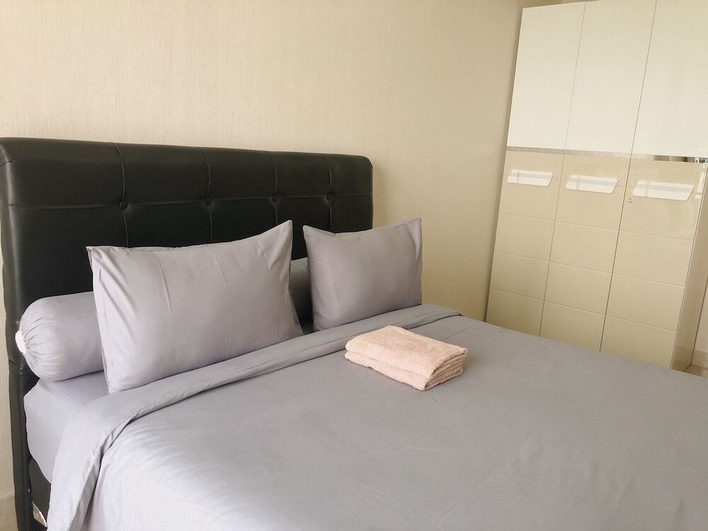 Джакарта: Gold Coast Sea View Apartments Rentrooms