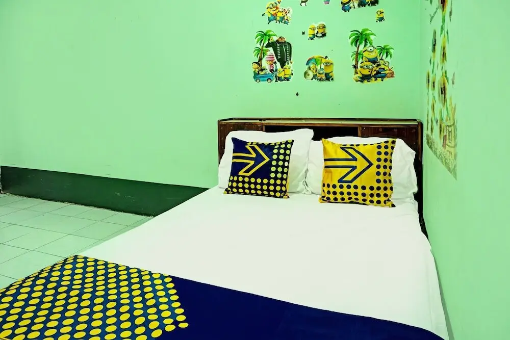 Кедири: SPOT ON 92400 Dhaha Penginapan House Syariah