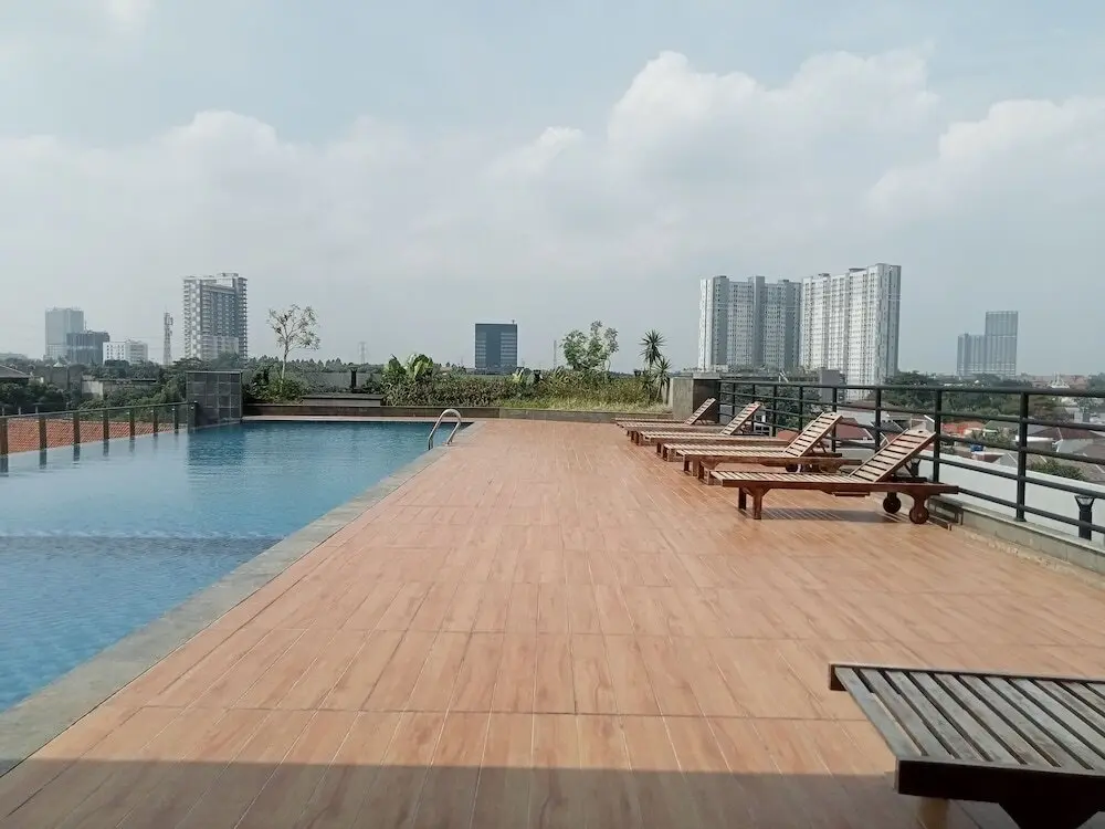 Южный Тангеранг: Brand New And Cozy Studio At Tamansari Bintaro Mansion Apartment