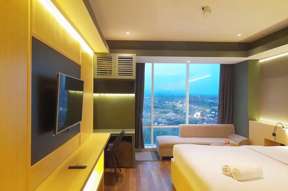 Ngaglik: Scenic And Homey Studio Mataram City Apartment