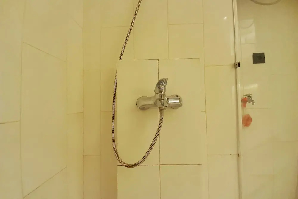 Ngaglik: Scenic And Homey Studio Mataram City Apartment