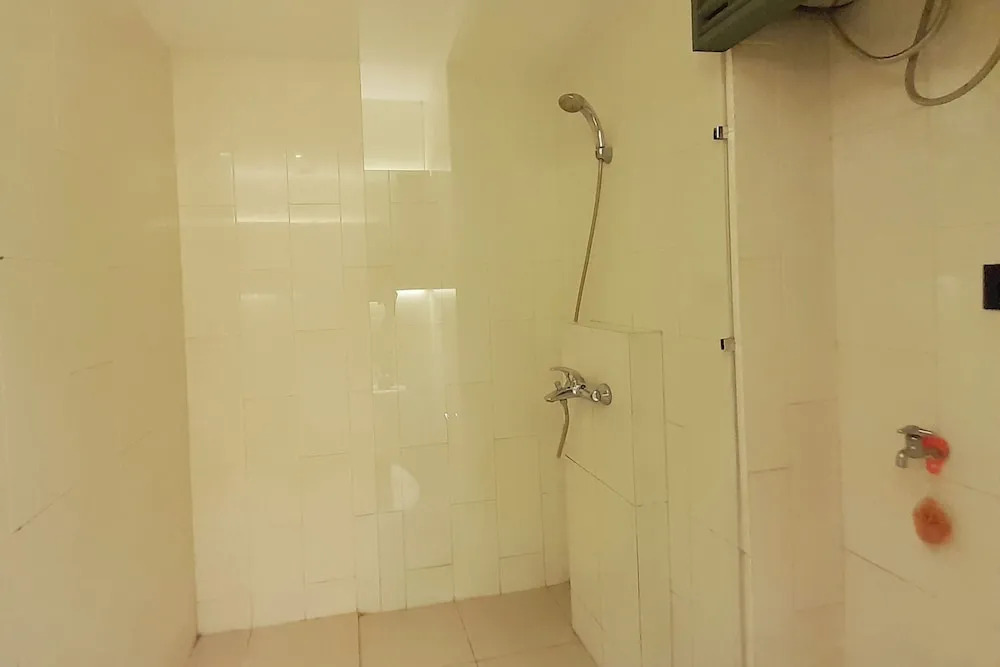 Ngaglik: Scenic And Homey Studio Mataram City Apartment