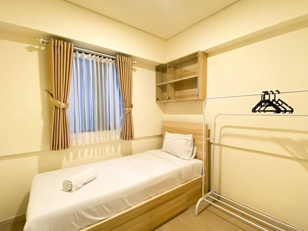 Сибату: Comfortable And Nice 2Br Apartment At Meikarta