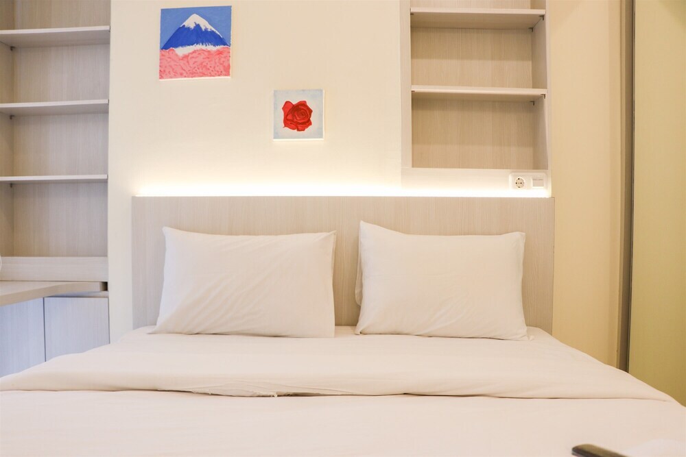 Южный Тангеранг: Nice And Homey Studio Tokyo Riverside Pik 2 Apartment