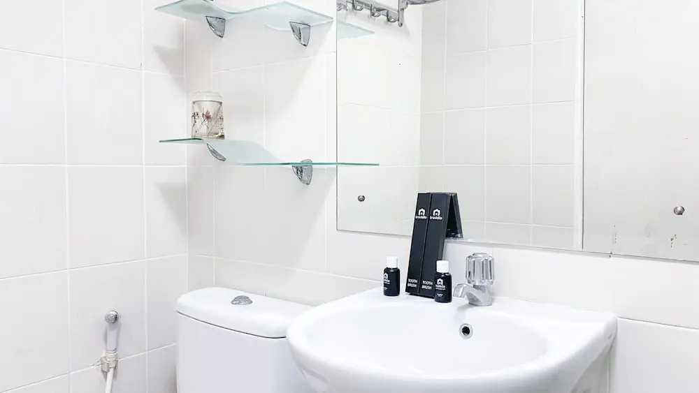 Джакарта: Spacious And Homey 3Br At Seasons City Apartment