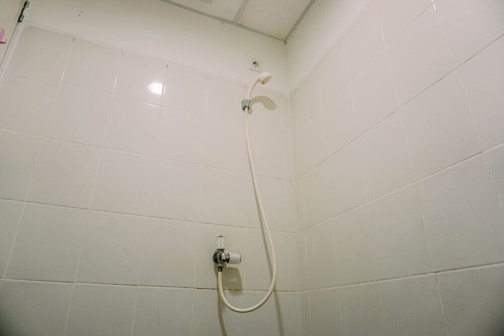Южный Тангеранг: Restful And Tidy Studio At Akasa Pure Living Bsd Apartment