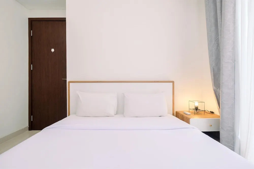 Джакарта: Modern Look And Comfy 2Br At Vasaka Solterra Apartment