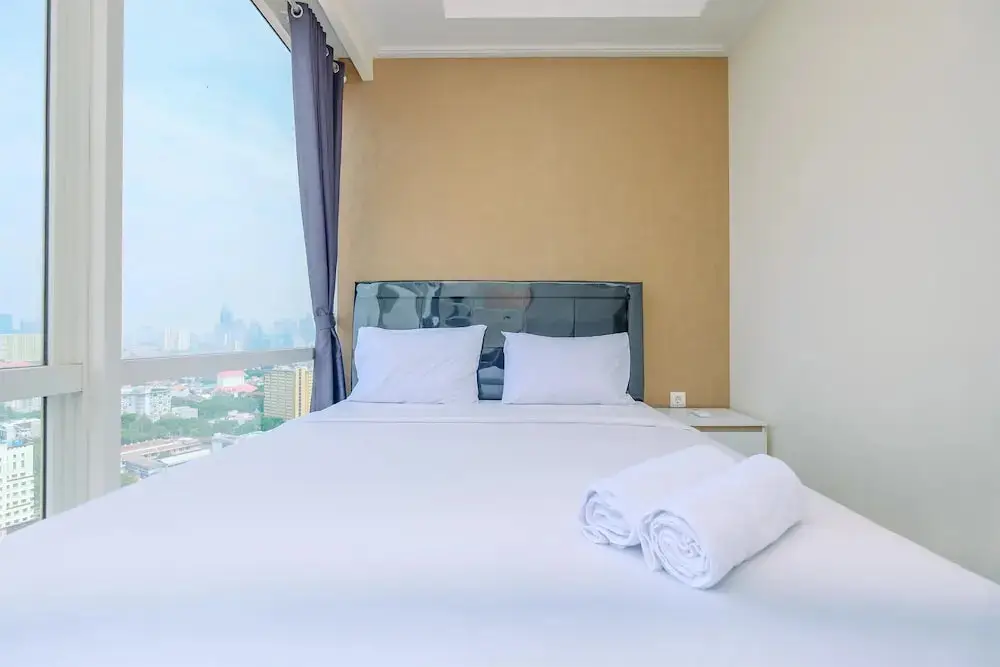 Джакарта: Modern Look And Comfy 2Br At Menteng Park Apartment