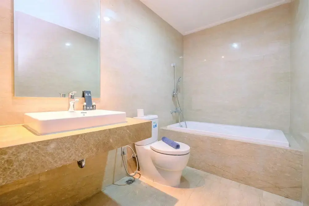 Джакарта: Modern Look And Comfy 2Br At Menteng Park Apartment