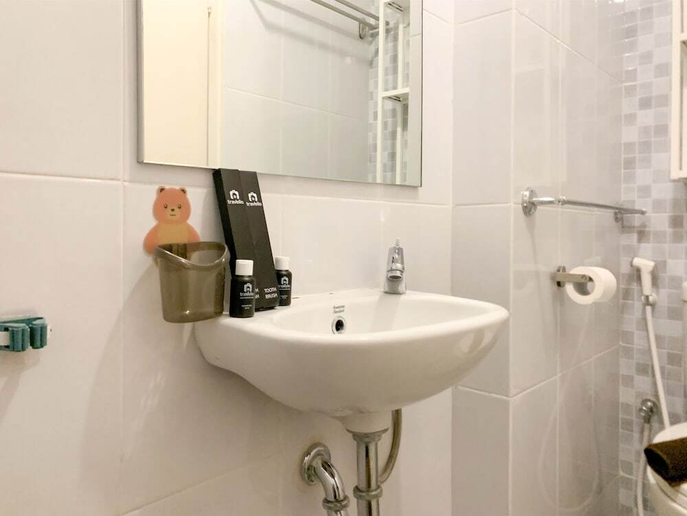 Южный Тангеранг: Best And Comfort Studio Tokyo Riverside Pik 2 Apartment